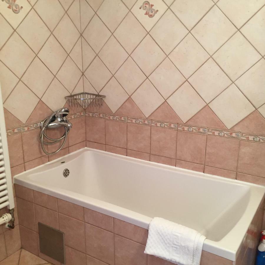 Apartment Villa Ana Опатия Екстериор снимка
